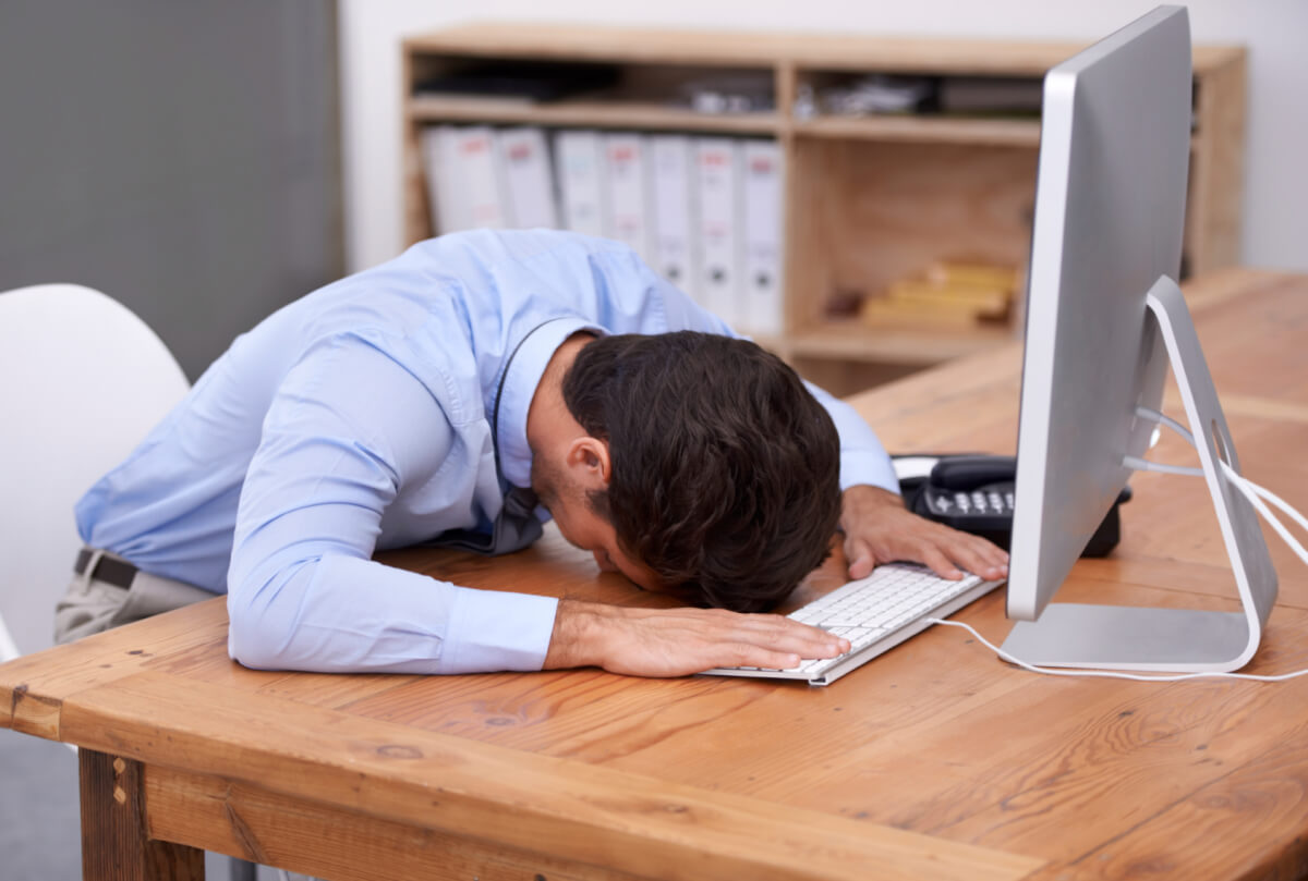 how sleep deprivation hurts your business