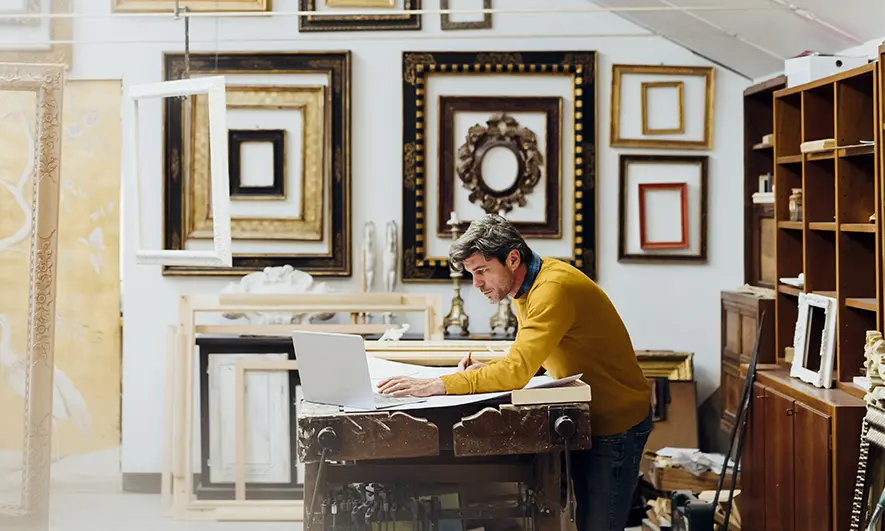 small business owner using ai to save time on tasks